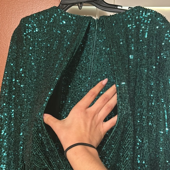 Vince Camuto Sequin Dress Womens Size 12 Emerald Modest Glam - Picture 4 of 6